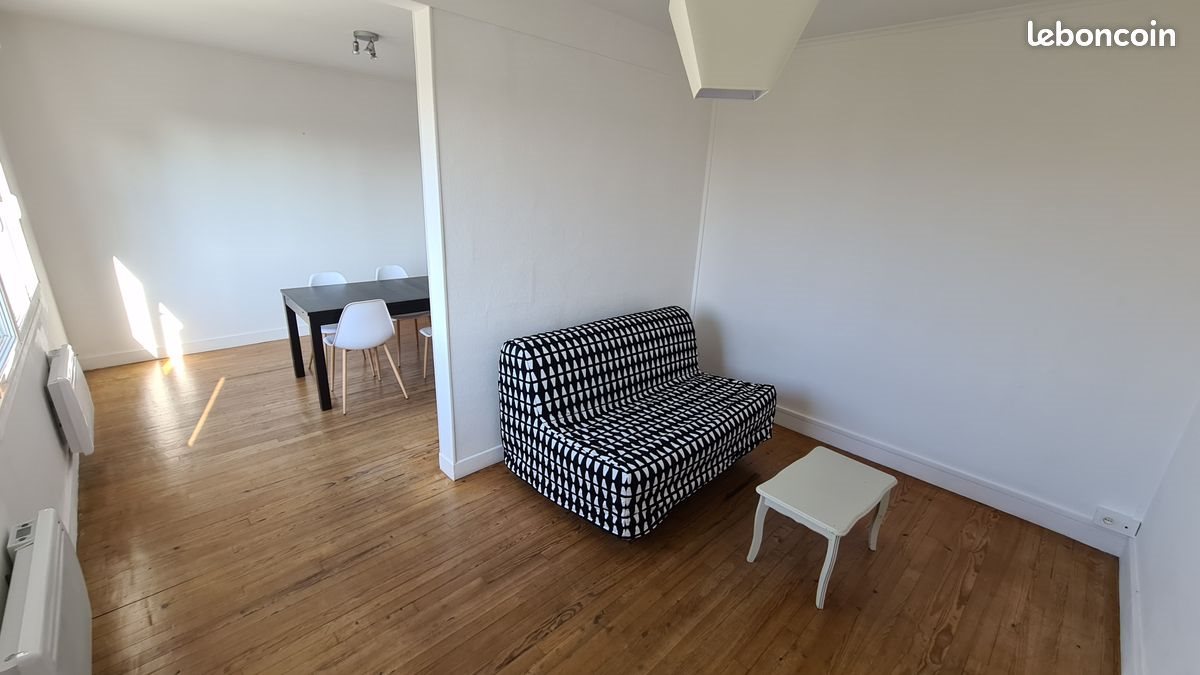 Appartement à louer, 54m², Saintes
