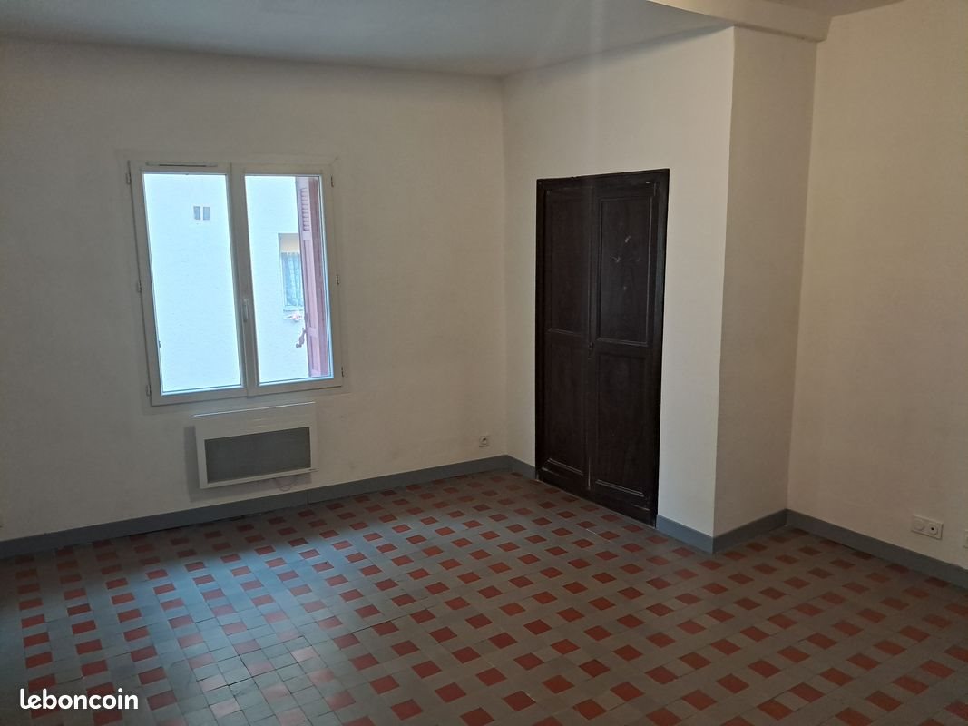 Appartement à louer, 90m², Cadenet
