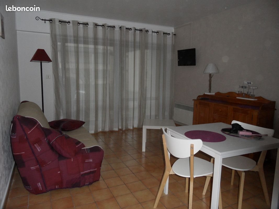 Appartement à louer, 25m², Courseulles-sur-Mer