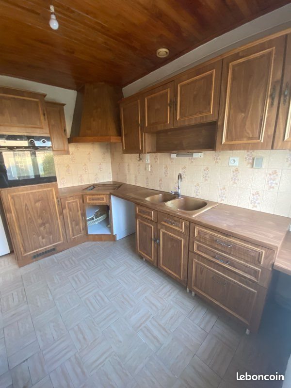 Appartement à louer, 70m², Sury-le-Comtal