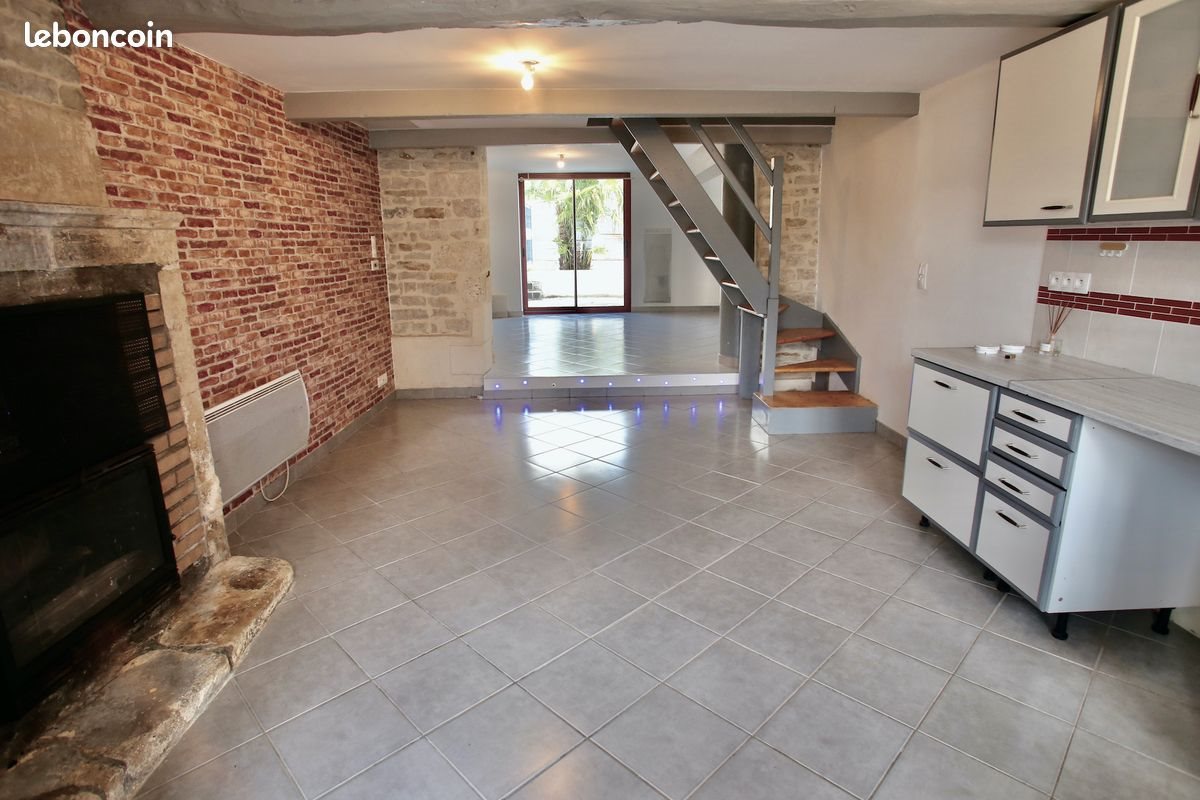 Maison à vendre, 78m², Sansais