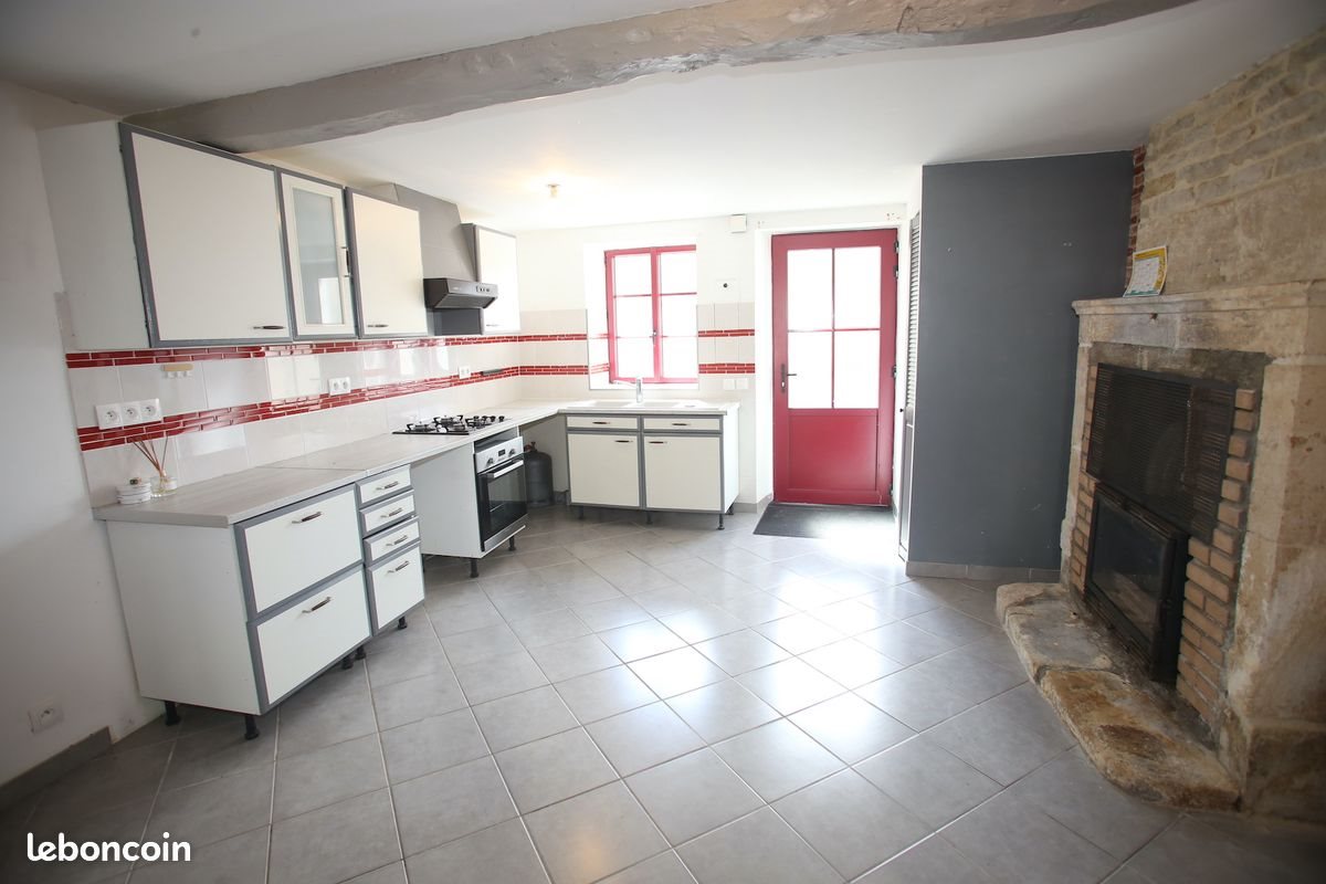 Maison à vendre, 78m², Sansais