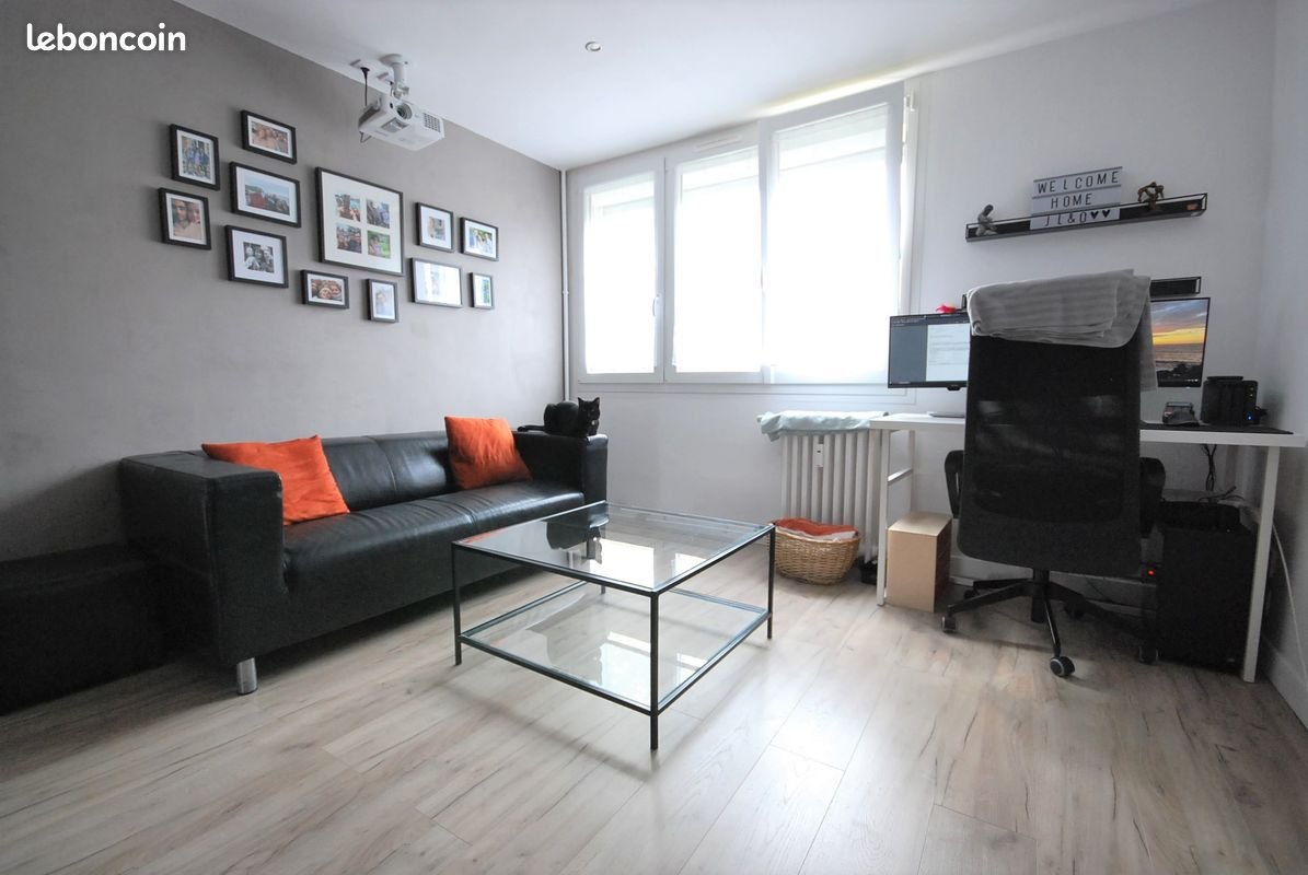 Appartement à louer, 55m², Loos