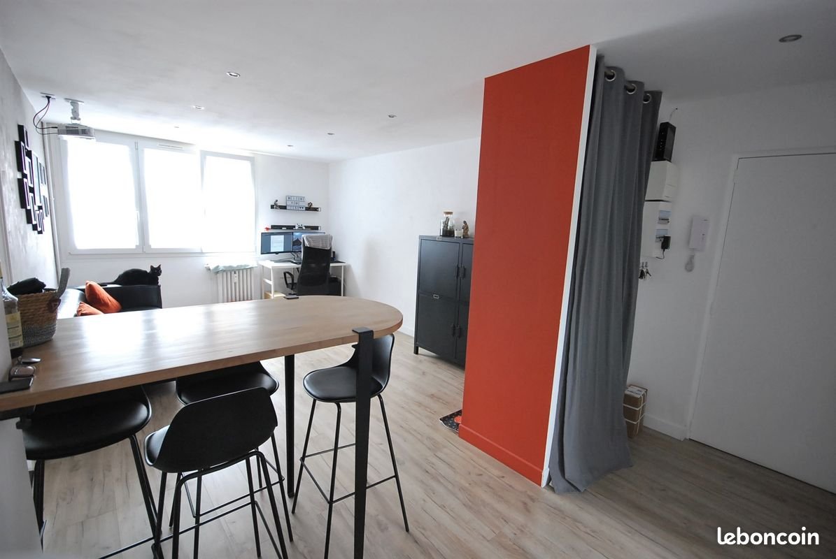 Appartement à louer, 55m², Loos