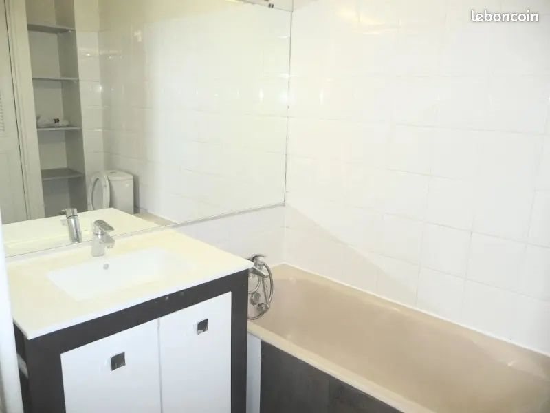 Appartement à louer, 27m², Uzerche