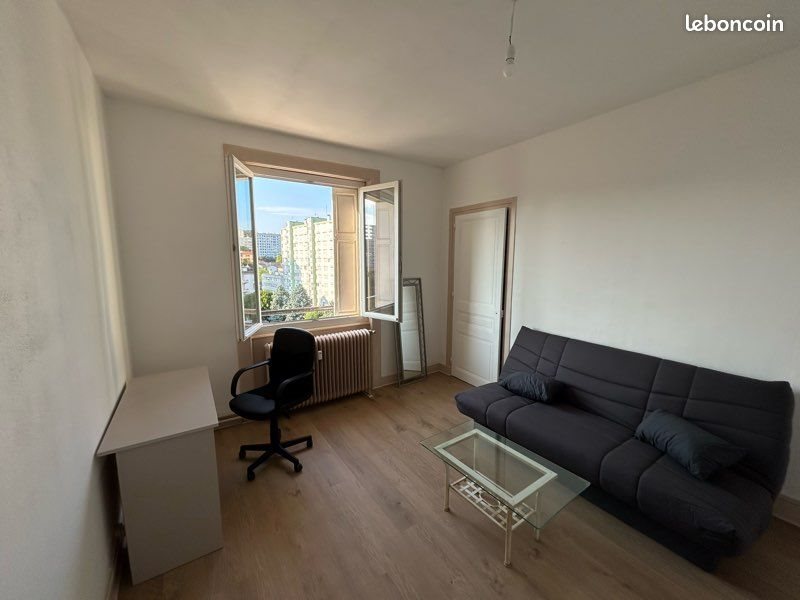 Appartement à louer, 34m², Saint-Étienne