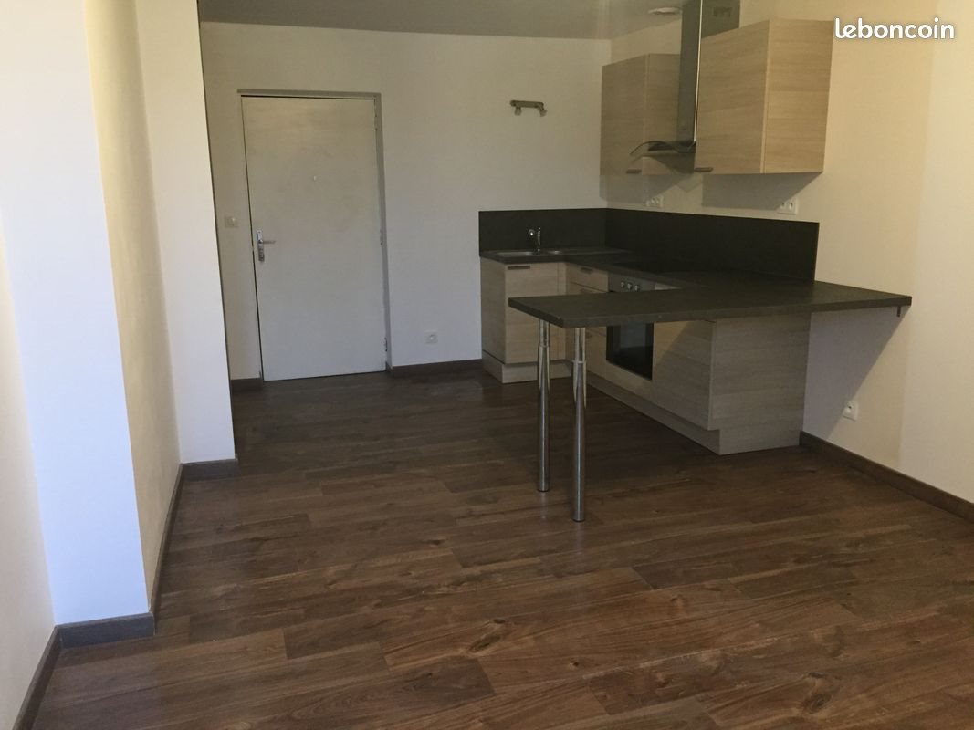 Appartement à louer, 57m², Quingey