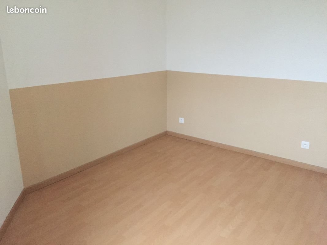 Appartement à louer, 57m², Quingey