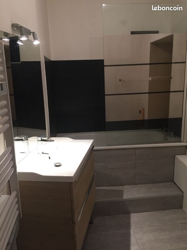 Appartement à louer, 57m², Quingey