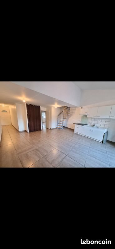 Appartement à louer, 80m², Saint-Didier-sur-Chalaronne