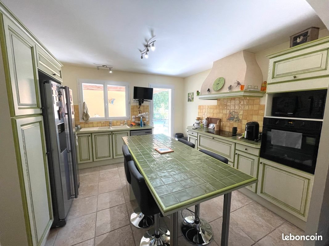 Maison à vendre, 142m², Montpon-Ménestérol