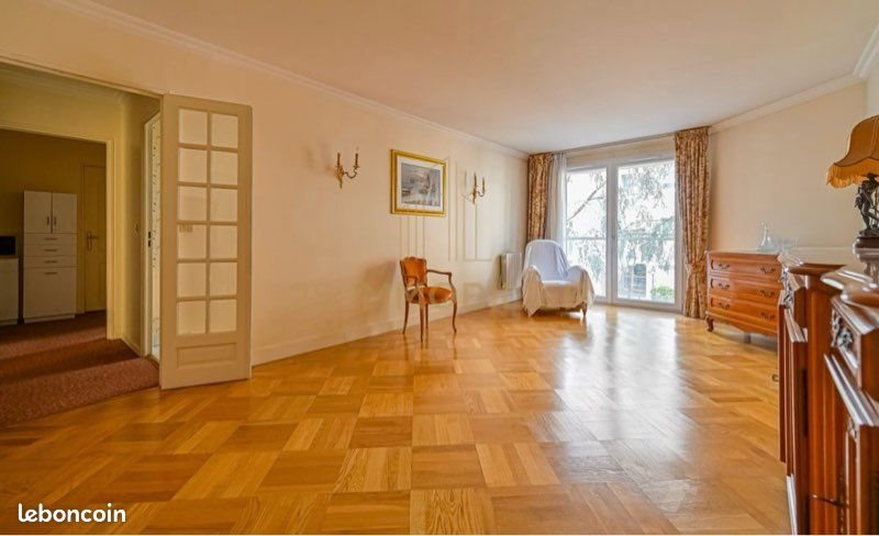 Appartement à louer, 80m², La Celle-Saint-Cloud