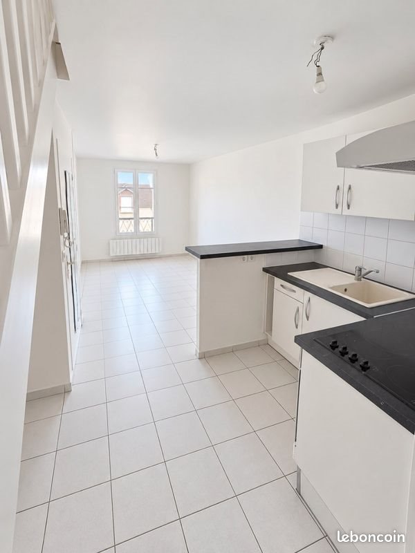 Appartement à louer, 27m², Saint-Mammès