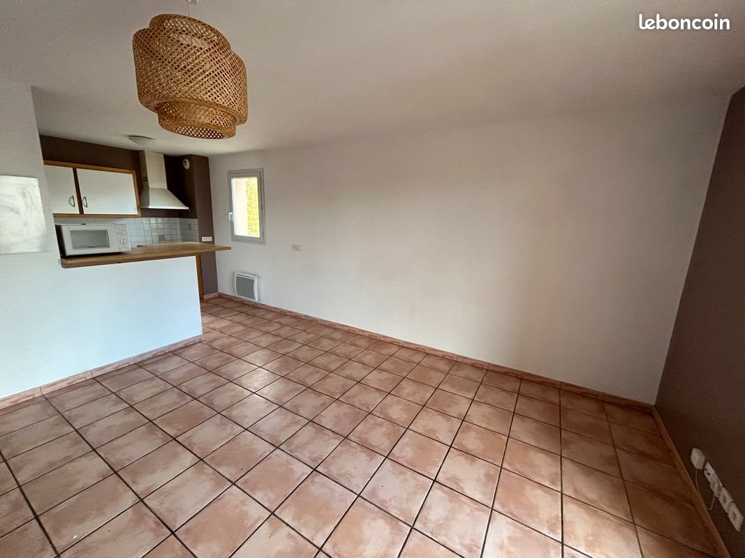 Appartement à louer, 48m², Pessac