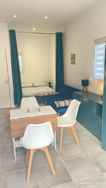 Appartement à louer, 25m², Solliès-Pont