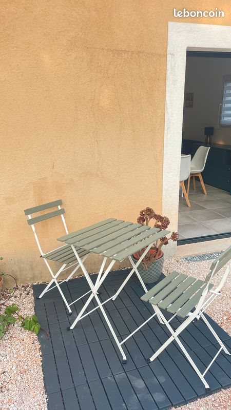 Appartement à louer, 25m², Solliès-Pont