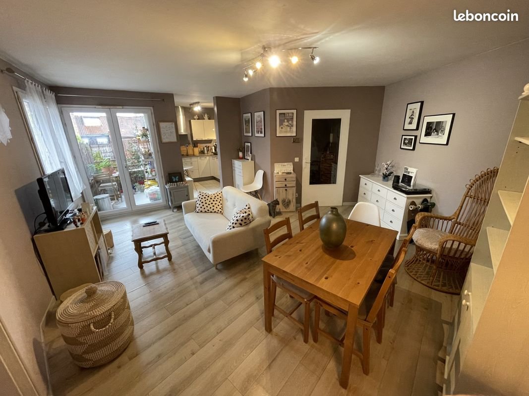 Appartement à louer, 55m², Lille