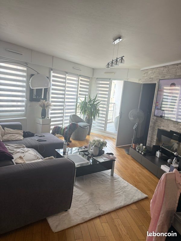 Appartement à louer, 70m², Vanves