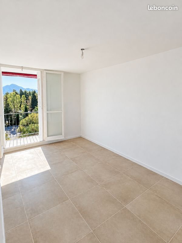 Appartement à louer, 74m², Marseille 11ème