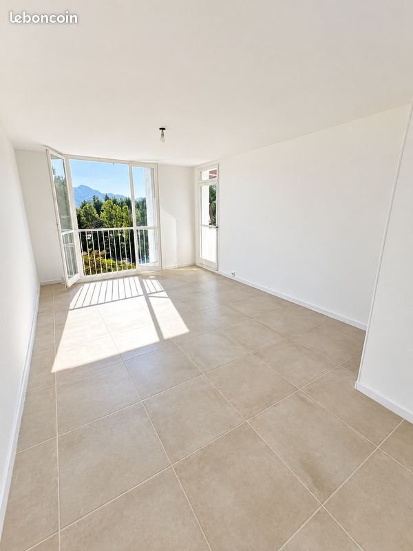 Appartement à louer, 74m², Marseille 11ème