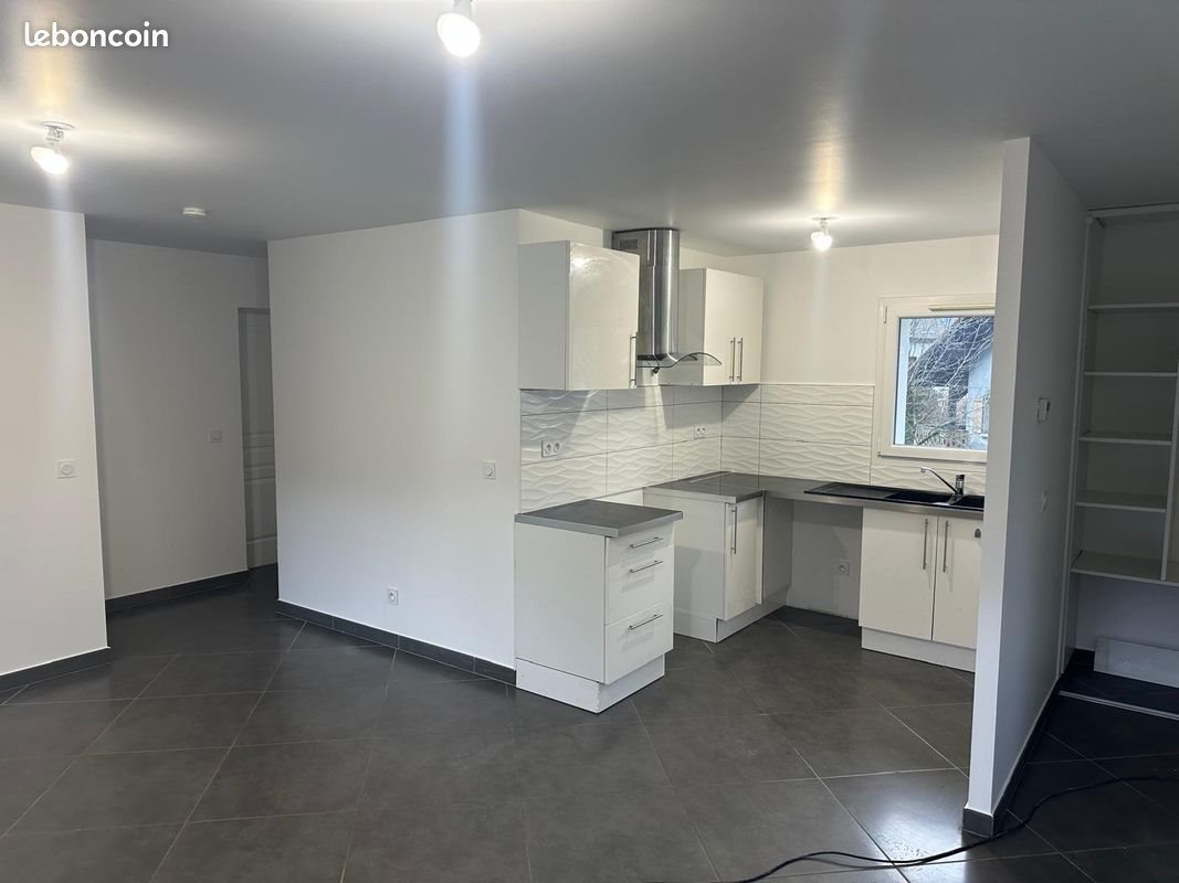 Appartement à louer, 60m², Cluses