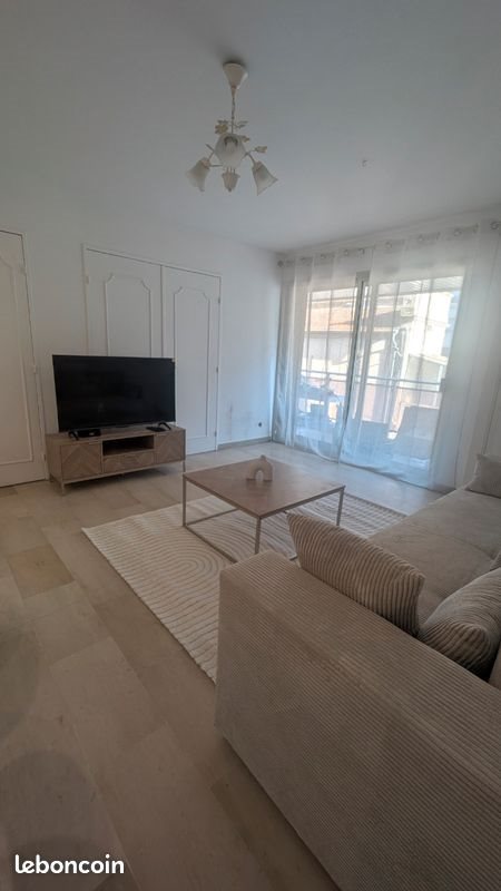 Appartement à louer, 39m², Antibes