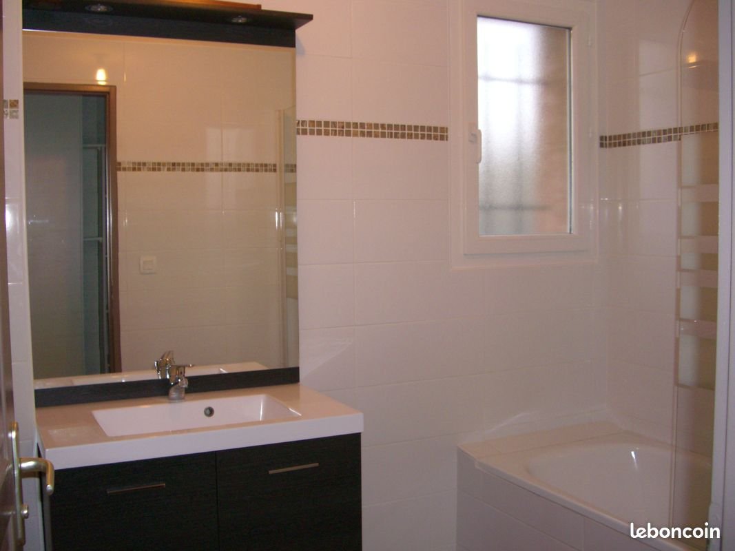Appartement à louer, 74m², Larra