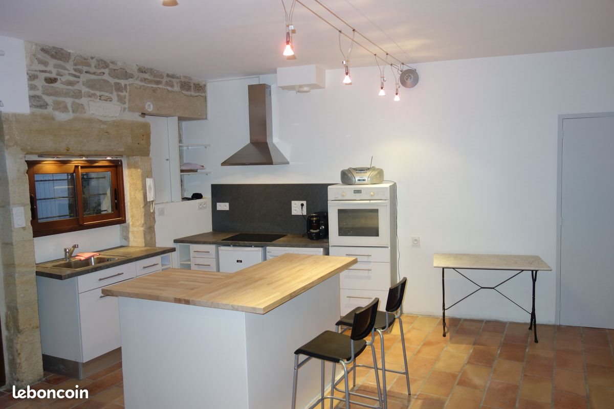 Appartement à louer, 30m², Nîmes