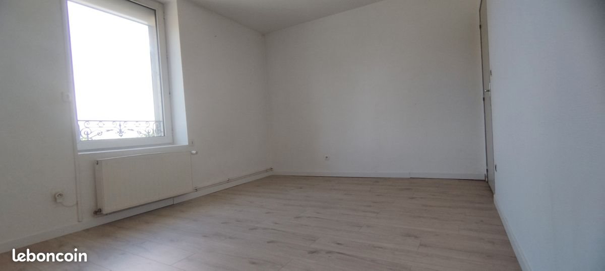 Appartement à louer, 63m², Pont-Saint-Vincent