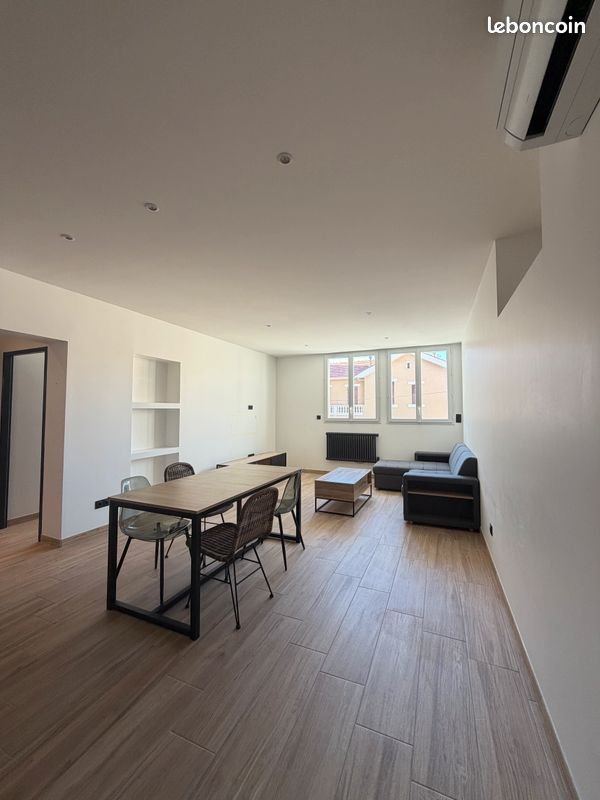 Appartement à louer, 54m², Béziers