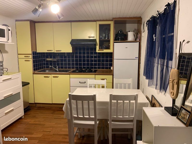 Maison à louer, 25m², Grans