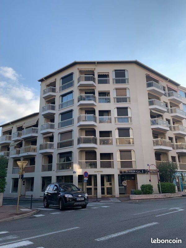 Appartement à louer, 27m², Saint-Raphaël
