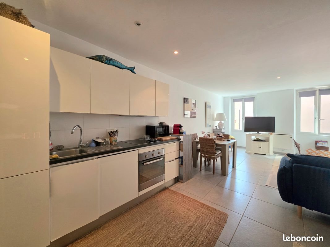 Appartement à louer, 38m², Trans-en-Provence