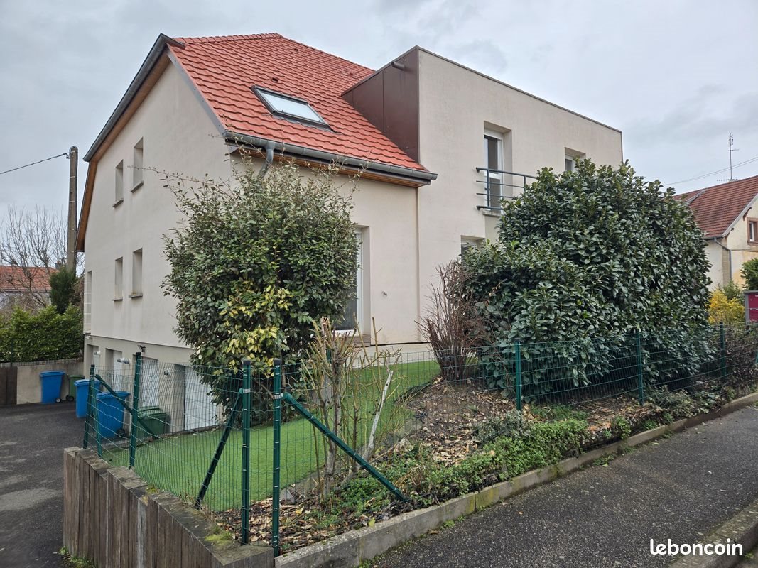 Appartement à louer, 84m², Staffelfelden