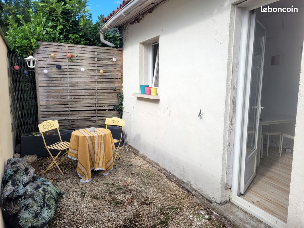 Appartement à louer, 30m², Bègles
