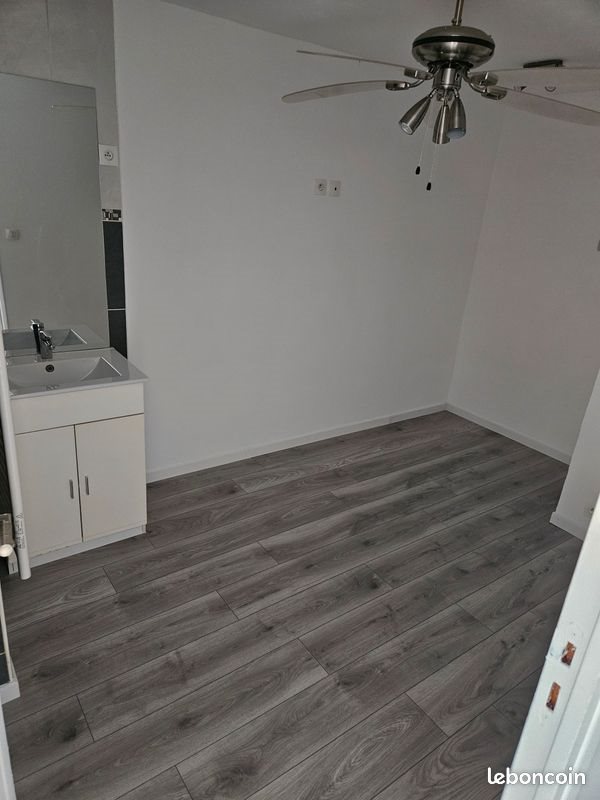 Appartement à louer, 30m², Saint-Raphaël