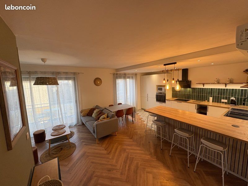 Appartement à louer, 68m², Nîmes