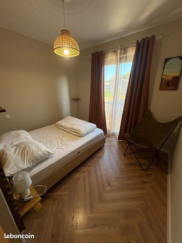 Appartement à louer, 68m², Nîmes