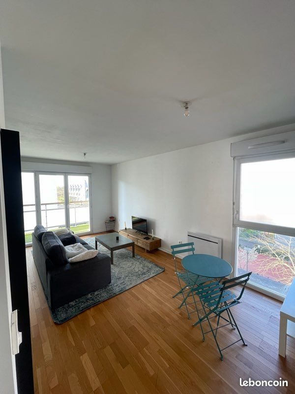 Appartement à louer, 39m², Cergy