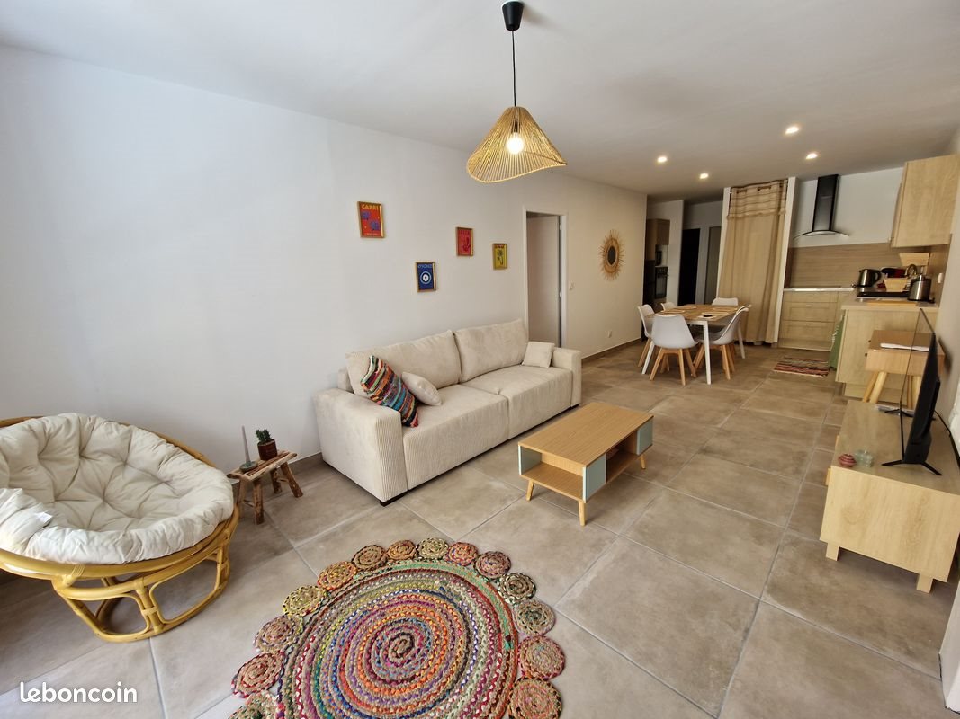 Appartement à louer, 75m², Valras-Plage