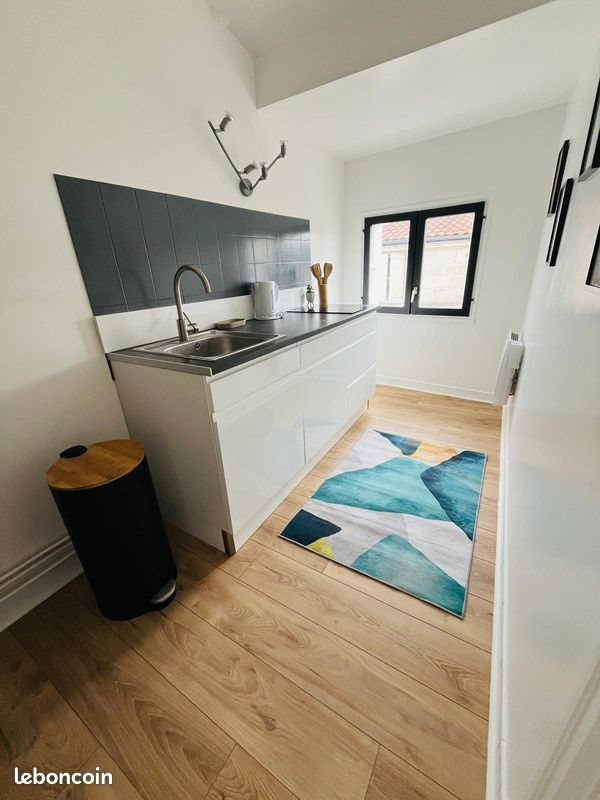 Appartement à louer, 23m², Niort