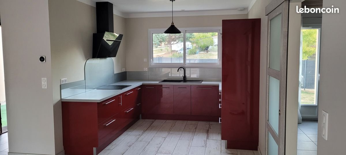 Maison à louer, 75m², Lembras
