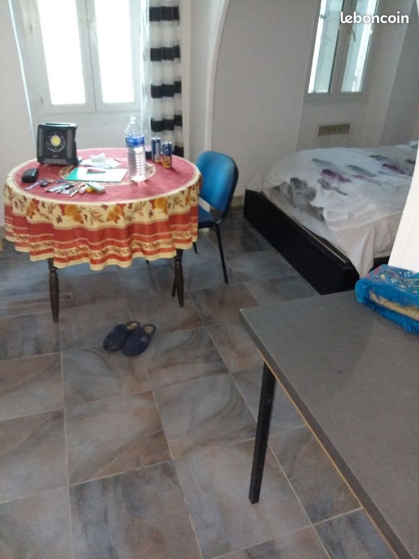 Appartement à louer, 25m², Marseille 2ème