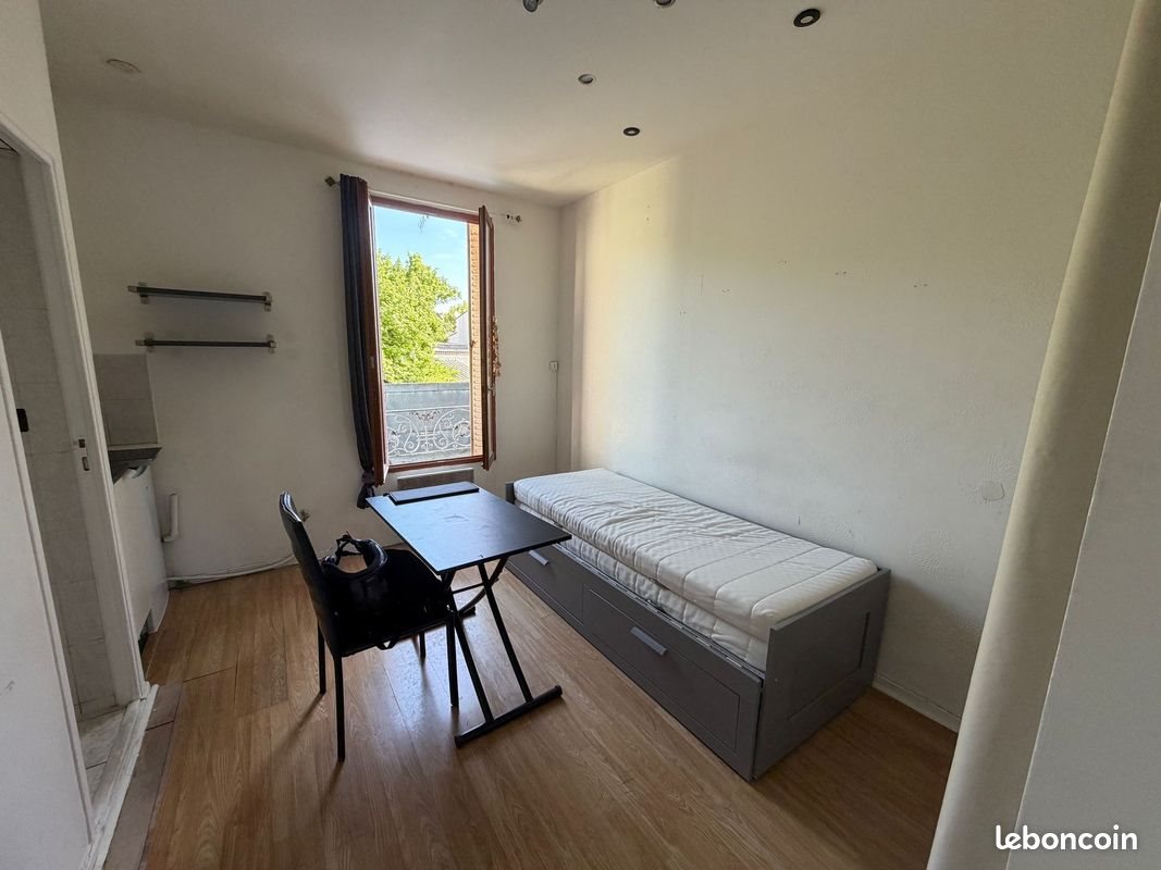Appartement à louer, 14m², Montreuil