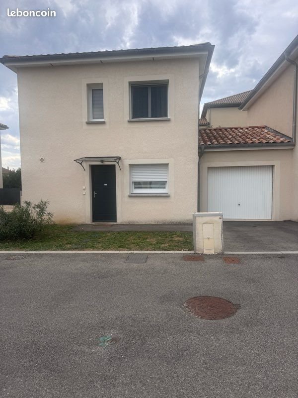 Maison à louer, 82m², Saint-Étienne-de-Fontbellon