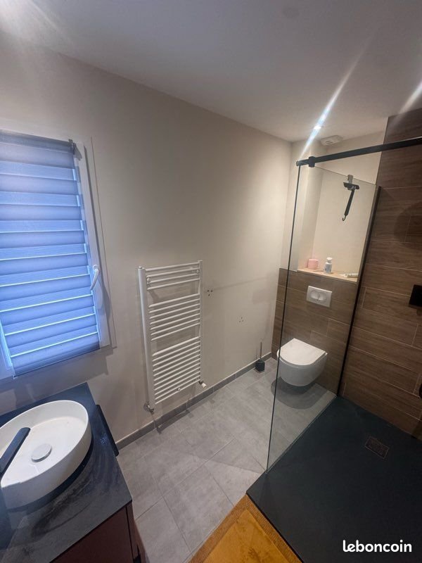 Maison à louer, 82m², Saint-Étienne-de-Fontbellon