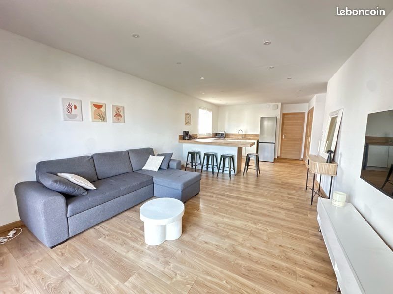 Appartement à louer, 57m², Bastia