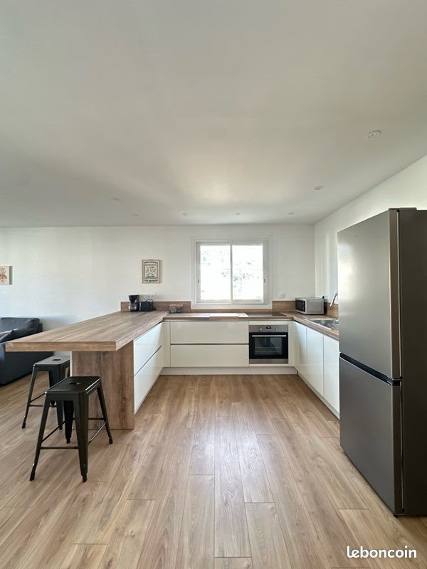 Appartement à louer, 57m², Bastia