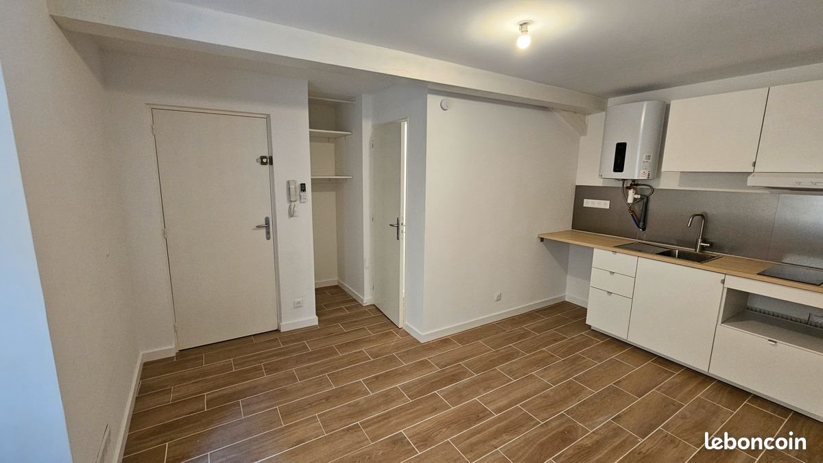 Appartement à louer, 19m², Orange