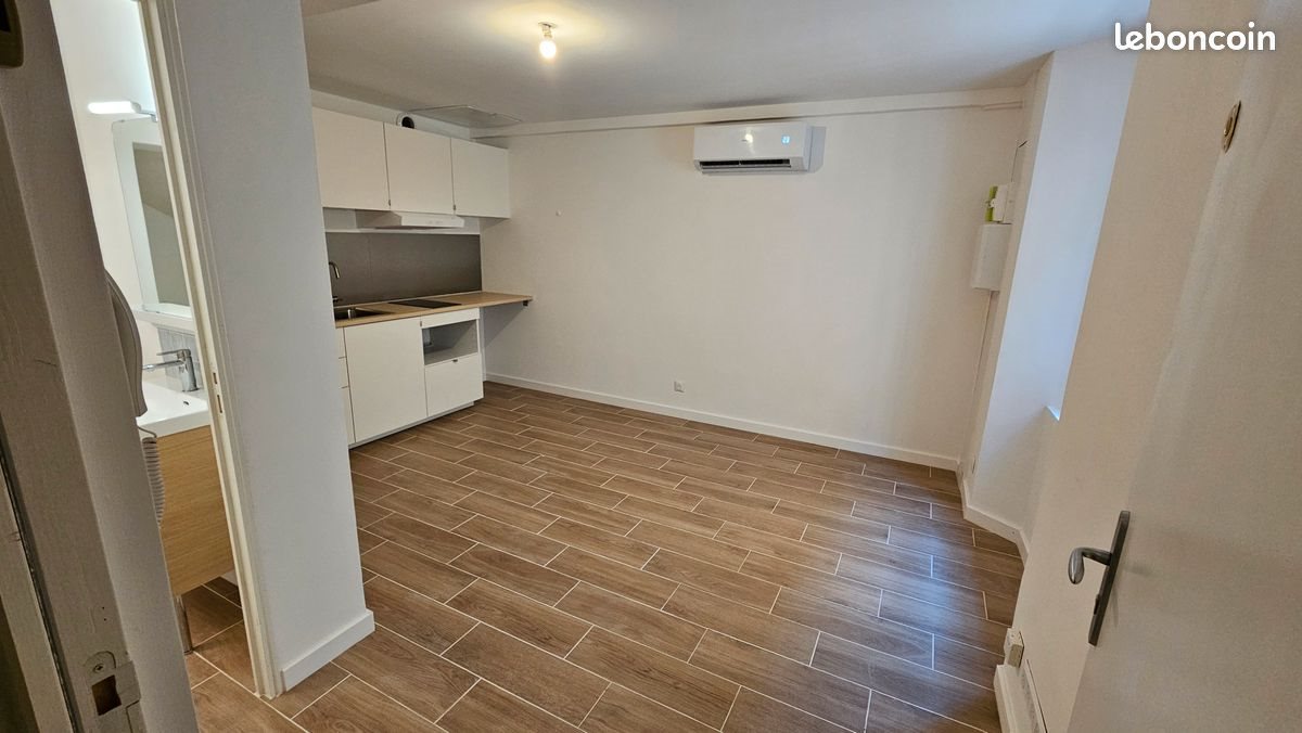 Appartement à louer, 19m², Orange